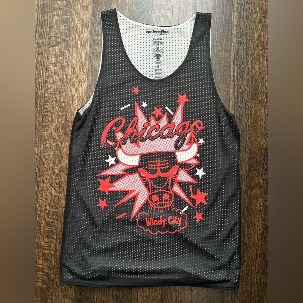 2/$10. Chicago Bulls Jersey. Unisex. Size S.